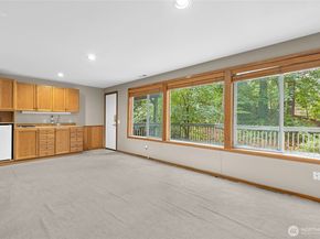 4123 150th Avenue SE, Bellevue WA 98006