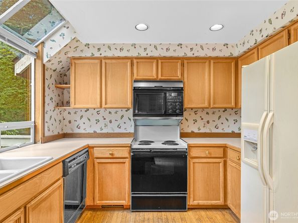 4123 150th Avenue SE, Bellevue WA 98006
