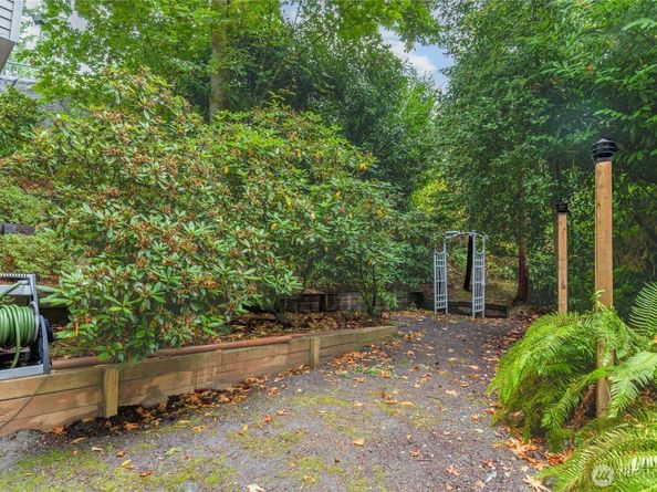 4123 150th Avenue SE, Bellevue WA 98006