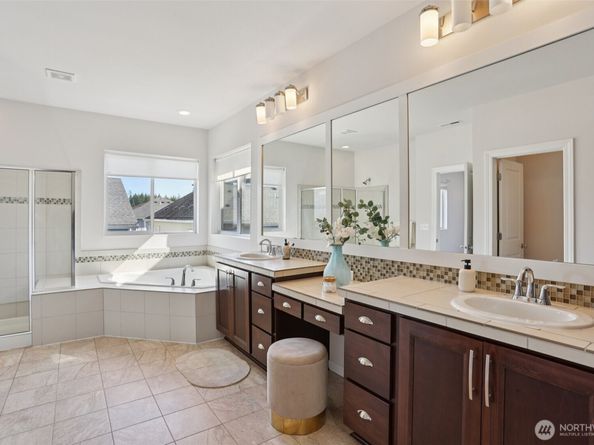 19817 35th Drive SE, Bothell WA 98012