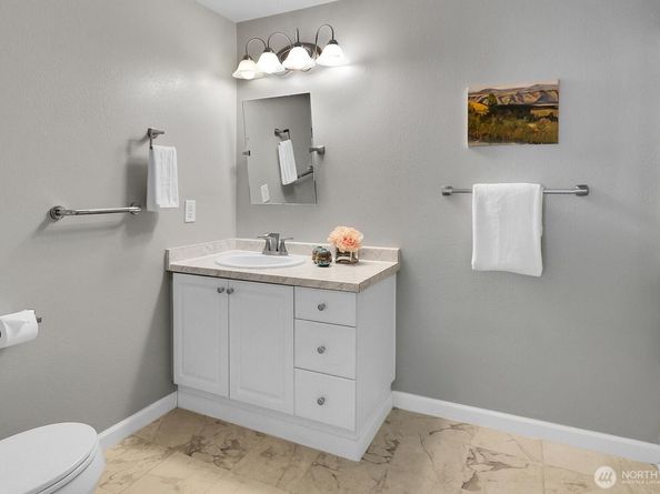 12505 4th Avenue W 1040, Everett WA 98204