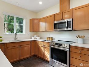 17432 Bothell Way NE B106, Bothell WA 98011