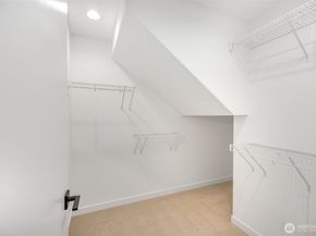 2108 1st Avenue N, Seattle WA 98109