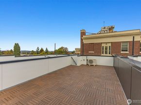 2108 1st Avenue N, Seattle WA 98109