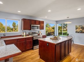 4876 NE Hemlock Lane, Hansville WA 98340