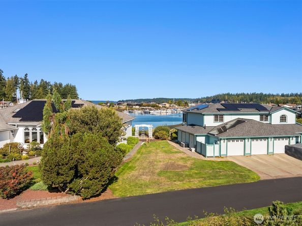 4876 NE Hemlock Lane, Hansville WA 98340