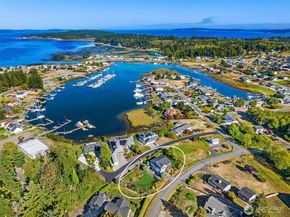 4876 NE Hemlock Lane, Hansville WA 98340