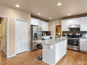 3003 204th Street SE, Bothell WA 98012