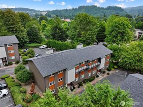220 SW Clark Street B104, Issaquah WA 98027
