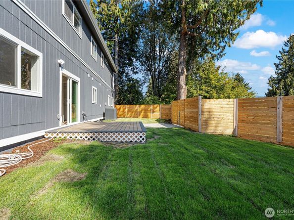11807 8th Ave S, Seattle WA 98168