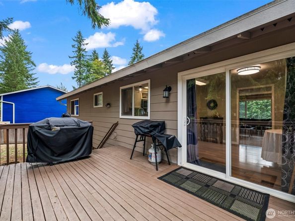 9155 Kristi Court NW, Bremerton WA 98311