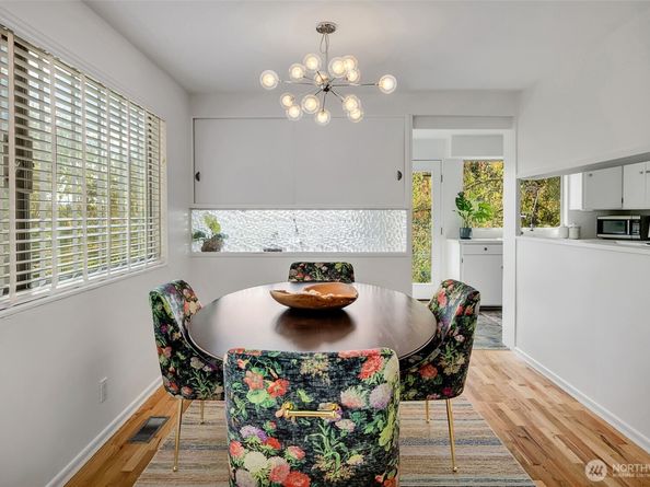 16256 8th Avenue SW, Seattle WA 98166