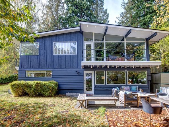 16256 8th Avenue SW, Seattle WA 98166