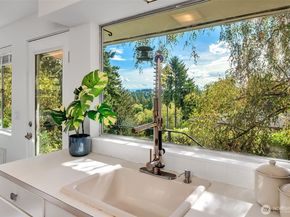 16256 8th Avenue SW, Seattle WA 98166