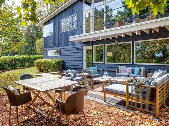 16256 8th Avenue SW, Seattle WA 98166