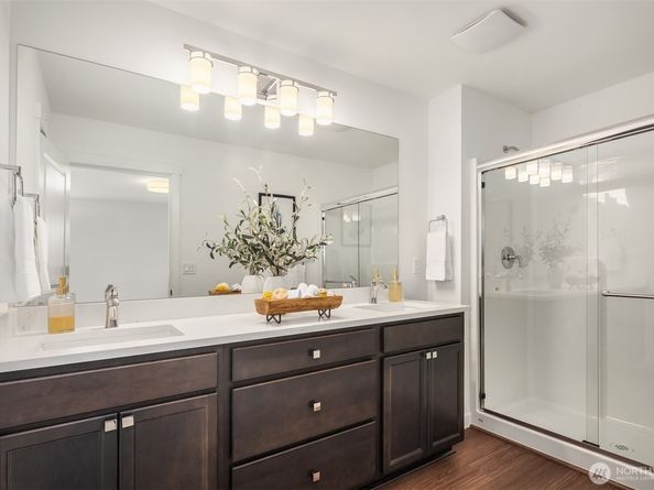 12332 13th Place SW 2A, Burien WA 98146