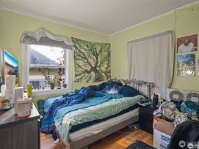 341 NE 51st Street, Seattle WA 98105