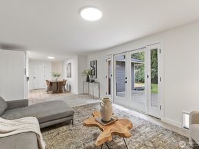 10009 161st Avenue NE, Redmond WA 98052