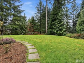 13799 NE 32nd Place, Bellevue WA 98005