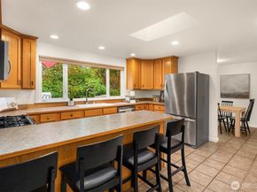 19814 10th Drive SE, Bothell WA 98012