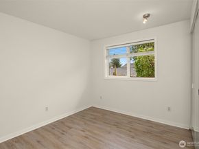 19814 10th Drive SE, Bothell WA 98012