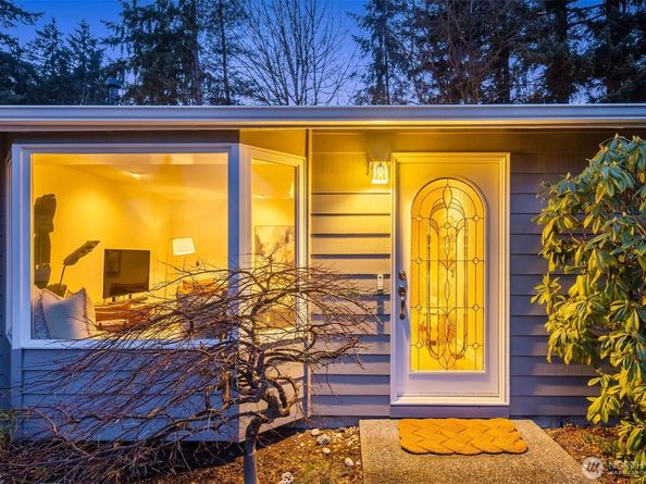 19814 10th Drive SE, Bothell WA 98012