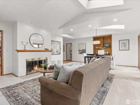 11904 Lakeside Avenue NE, Seattle WA 98125