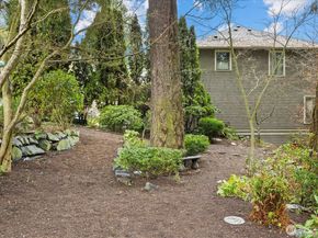 11904 Lakeside Avenue NE, Seattle WA 98125