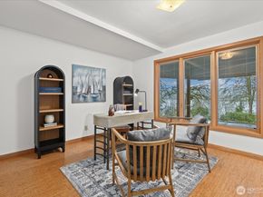 11904 Lakeside Avenue NE, Seattle WA 98125