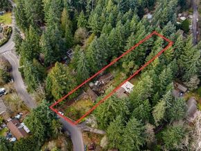 2552 NE 168th Street, Lake Forest Park WA 98155