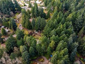 2552 NE 168th Street, Lake Forest Park WA 98155