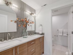 428 164th Avenue SE, Bellevue WA 98008