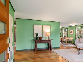 3854 48th Avenue SW, Seattle WA 98116