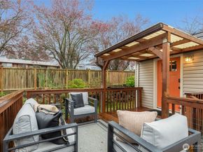 3854 48th Avenue SW, Seattle WA 98116