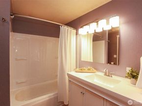 110 SW 325th Place, Federal Way WA 98003