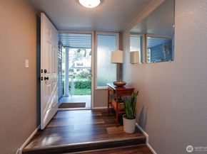 110 SW 325th Place, Federal Way WA 98003