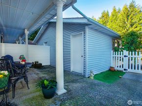 110 SW 325th Place, Federal Way WA 98003