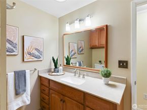 9011 Roanoke Road NE, Bremerton WA 98311