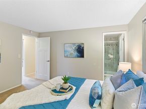 9011 Roanoke Road NE, Bremerton WA 98311