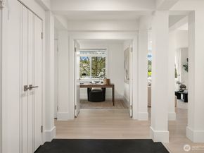 102 State Street S 106W, Kirkland WA 98033