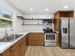 6410 NE 181st Street, Kenmore WA 98028