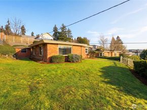 6410 NE 181st Street, Kenmore WA 98028