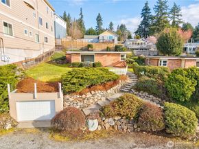 6410 NE 181st Street, Kenmore WA 98028