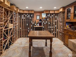 3333 43rd Avenue NE, Seattle WA 98105