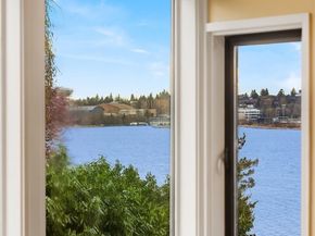 3333 43rd Avenue NE, Seattle WA 98105