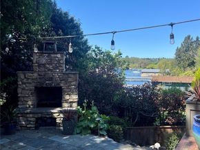 3333 43rd Avenue NE, Seattle WA 98105