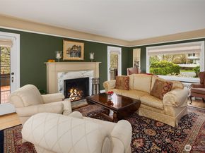 3333 43rd Avenue NE, Seattle WA 98105