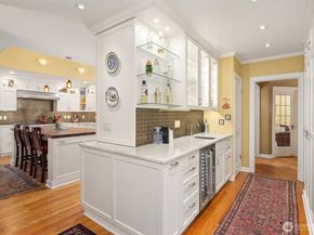 3333 43rd Avenue NE, Seattle WA 98105