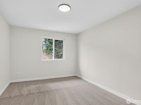 615 75th Street SE C53, Everett WA 98203