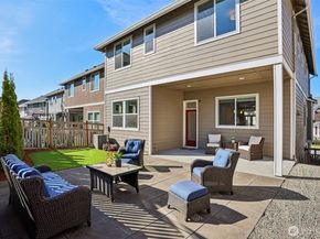 1412 Westridge Way NE, Issaquah WA 98029